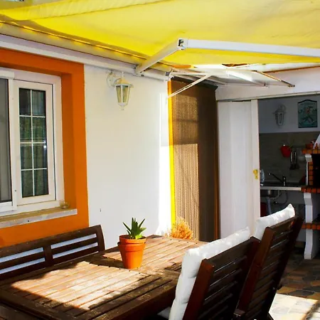 Holiday home Hillhouse *